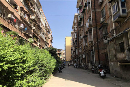 和扬凤郡2室1厅1卫精装修位置优越68㎡